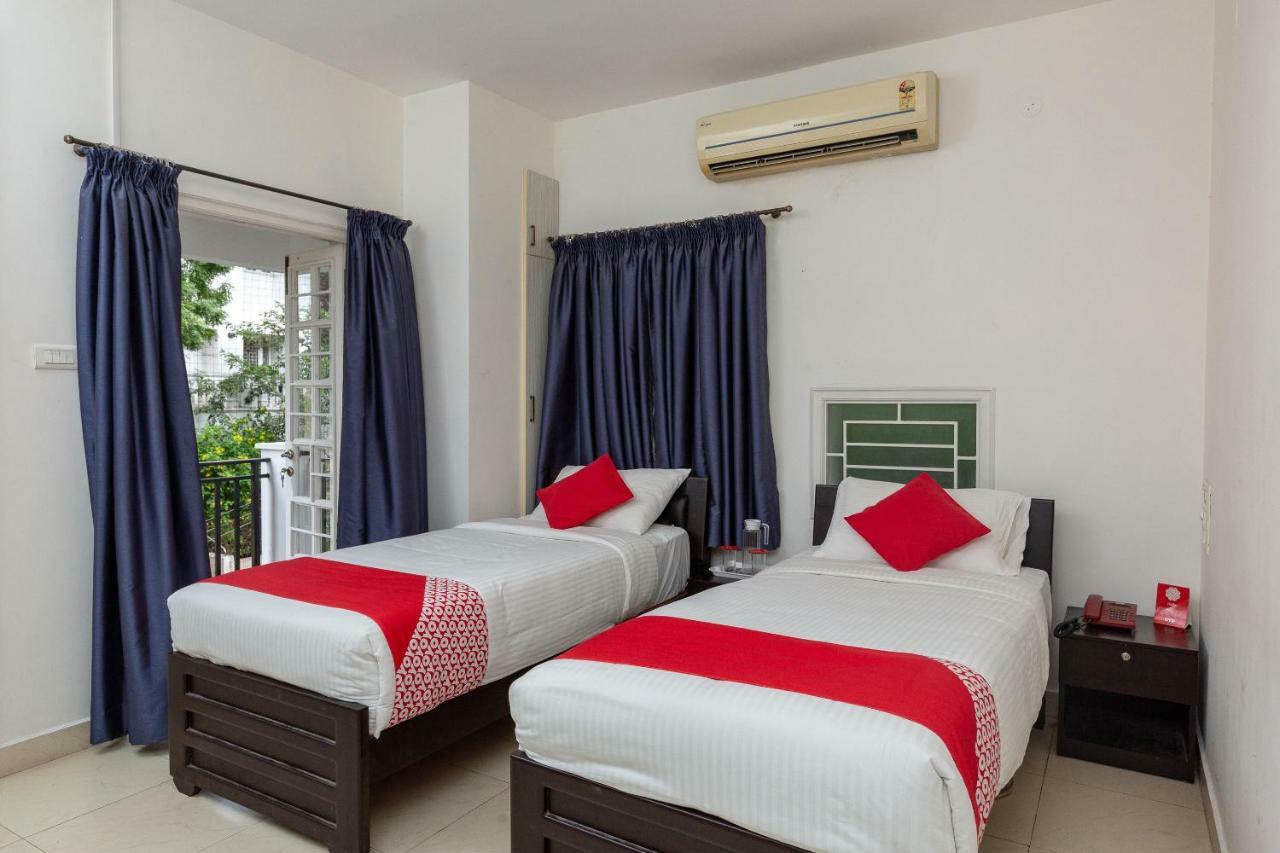 Oyo 23202 Cute Orange Service Apartments Ченнаи Экстерьер фото